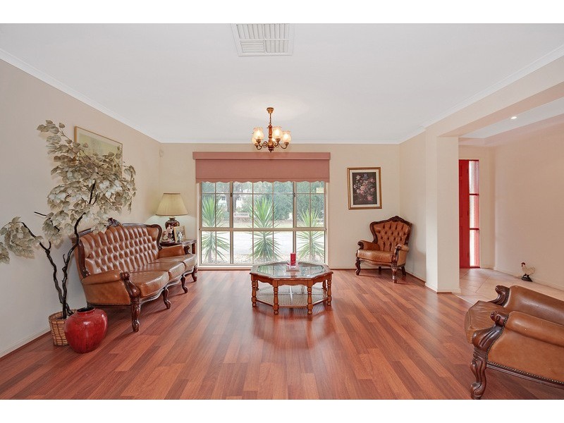 19 Retland Drive, Whittlesea VIC 3757