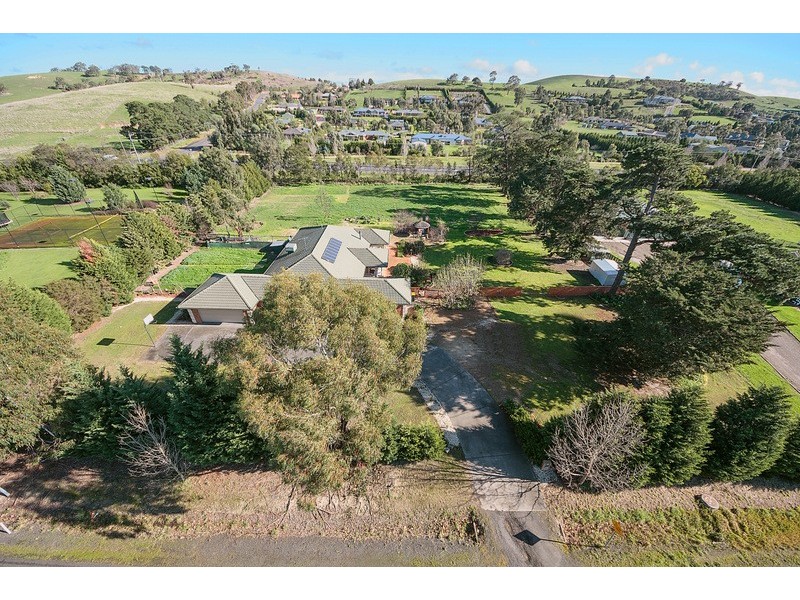 19 Retland Drive, Whittlesea VIC 3757