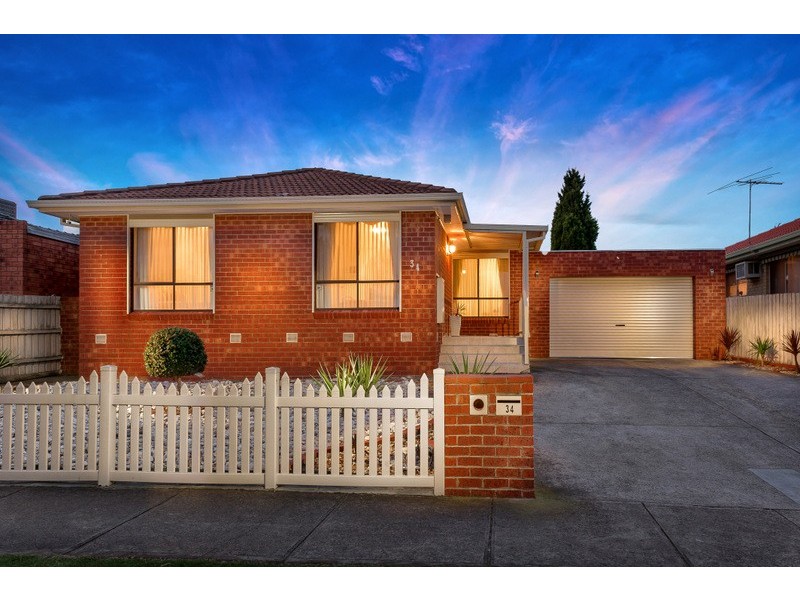 34 Prince of Wales Avenue, Mill Park VIC 3082