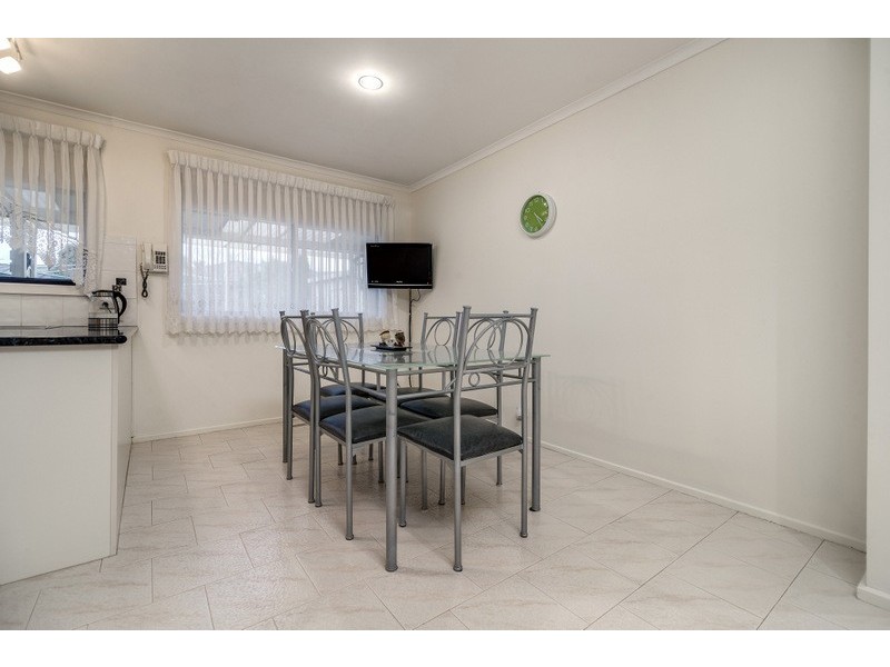 34 Prince of Wales Avenue, Mill Park VIC 3082