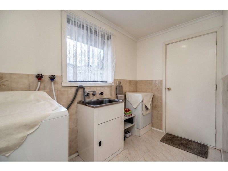 34 Prince of Wales Avenue, Mill Park VIC 3082