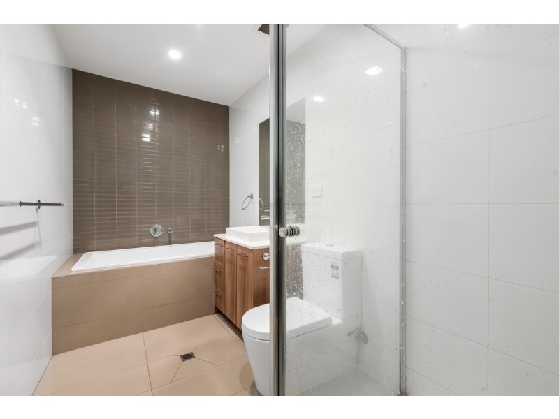 201/7 Collared Close, Bundoora VIC 3083