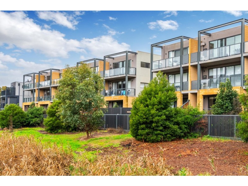 201/7 Collared Close, Bundoora VIC 3083