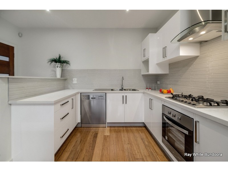 2/3 Decathlon Street, Bundoora VIC 3083