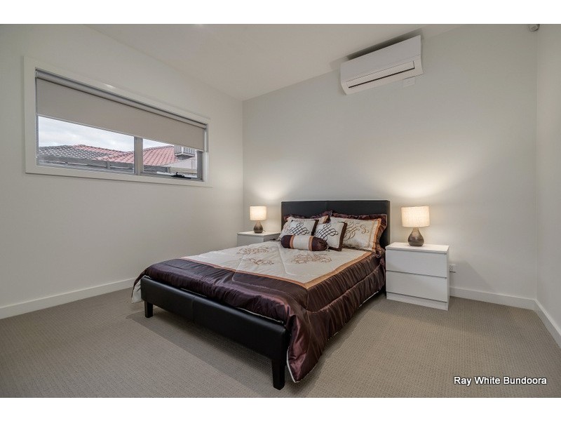 2/3 Decathlon Street, Bundoora VIC 3083