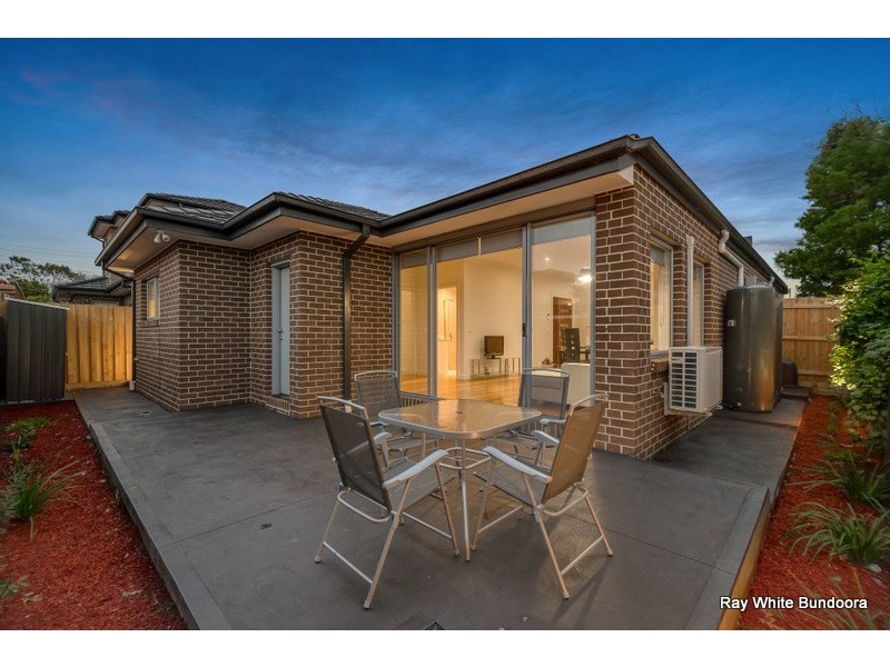 2/3 Decathlon Street, Bundoora VIC 3083