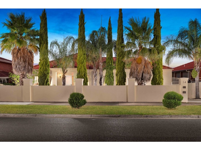 54 Telopea Crescent, Mill Park VIC 3082