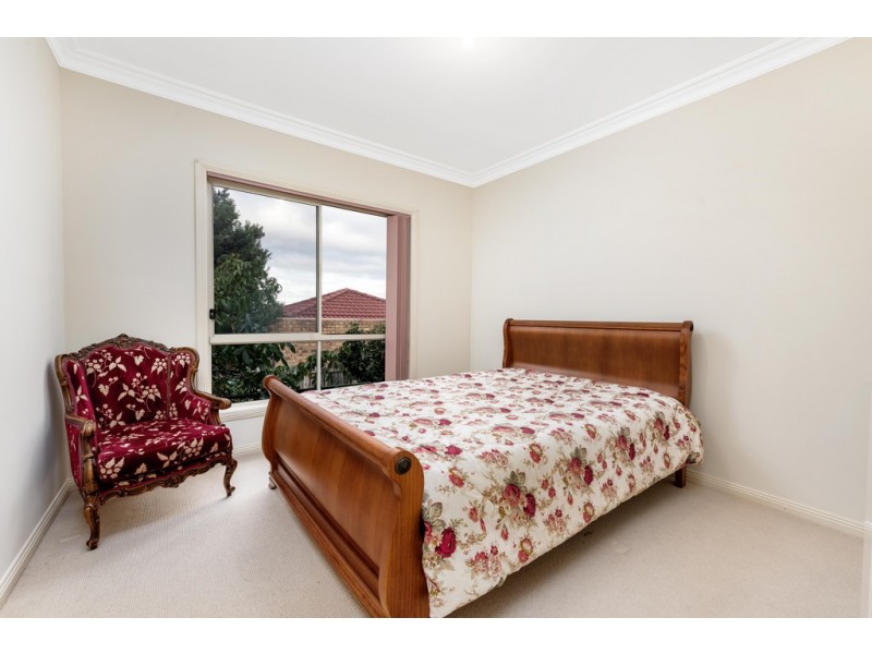 54 Telopea Crescent, Mill Park VIC 3082