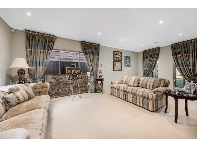 24 Robusta Avenue, Bundoora VIC 3083