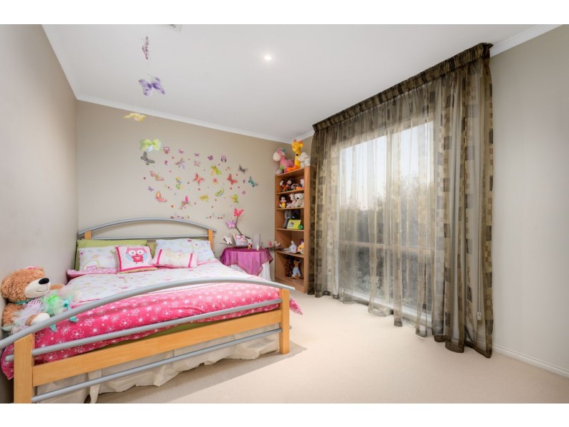 24 Robusta Avenue, Bundoora VIC 3083