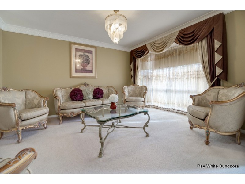 5 Ivy Court, Mill Park VIC 3082