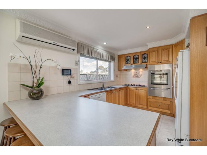 5 Ivy Court, Mill Park VIC 3082