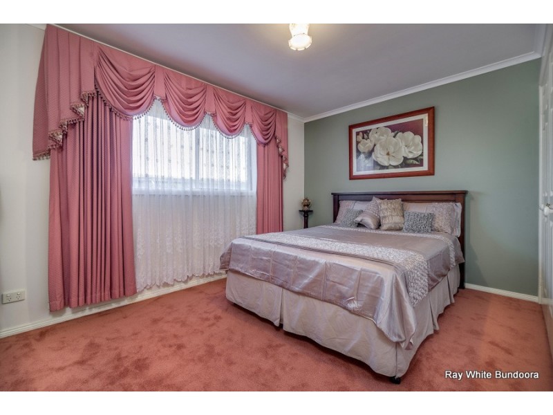 5 Ivy Court, Mill Park VIC 3082