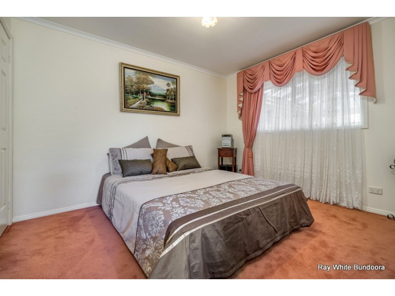 5 Ivy Court, Mill Park VIC 3082