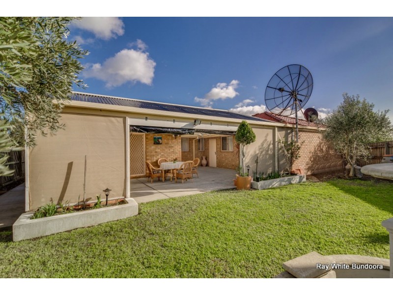 5 Ivy Court, Mill Park VIC 3082