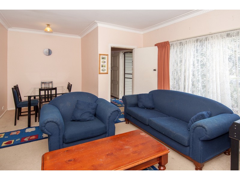 44 Rathcown Road, Reservoir VIC 3073