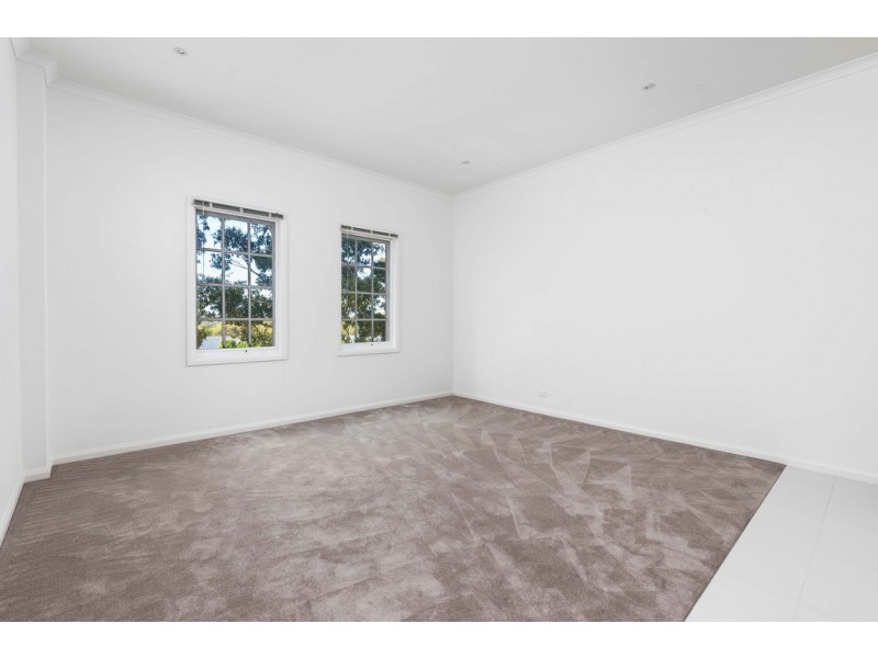8/40 Linacre Drive, Bundoora VIC 3083
