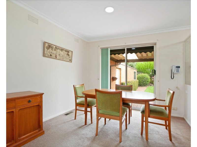 15 Leonard Crescent, Bundoora VIC 3083