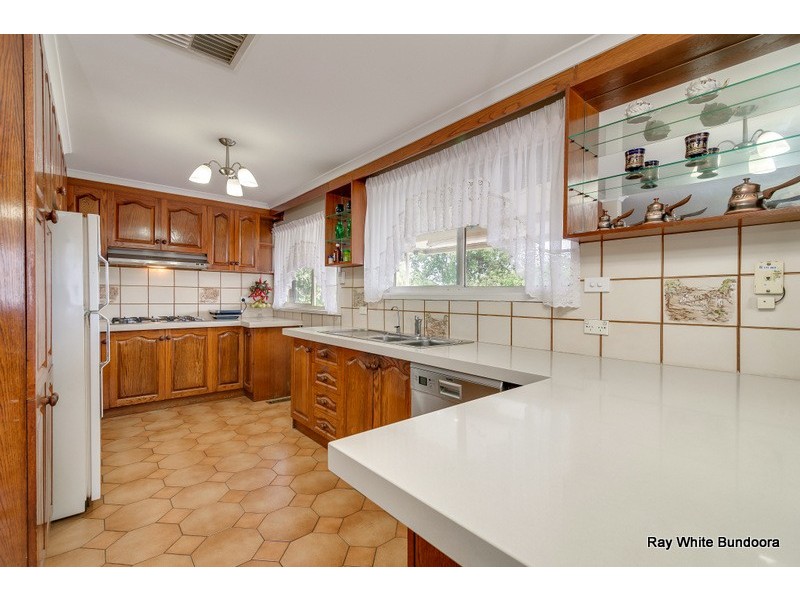 9 Lennox Crescent, Bundoora VIC 3083