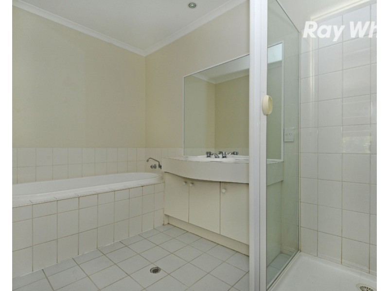 18 Winterhill Link, Bundoora VIC 3083