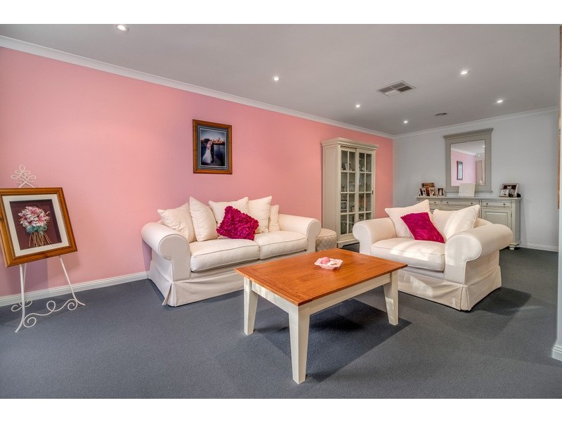 38 The Strand, South Morang VIC 3752