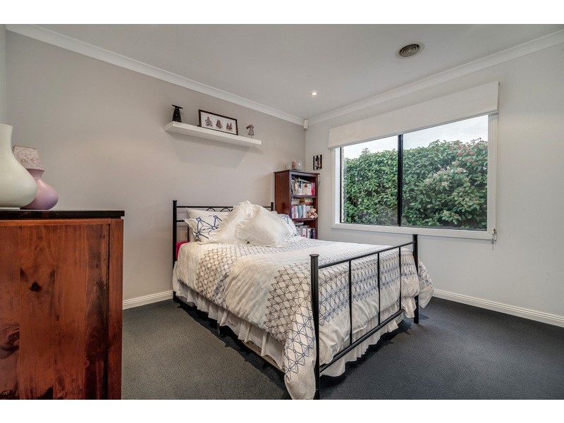 38 The Strand, South Morang VIC 3752