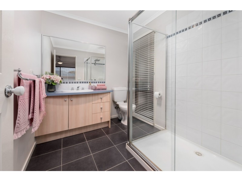 36 Scarlet Drive, Bundoora VIC 3083