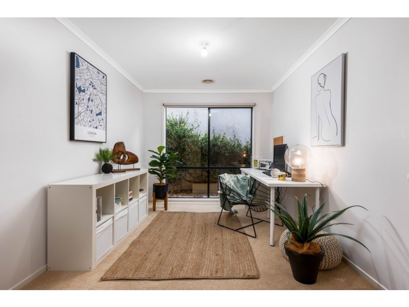 36 Scarlet Drive, Bundoora VIC 3083