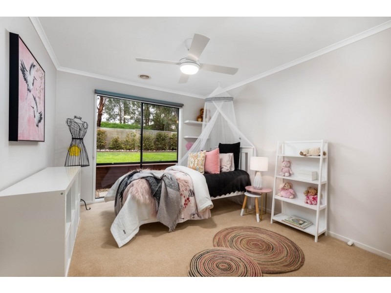 36 Scarlet Drive, Bundoora VIC 3083