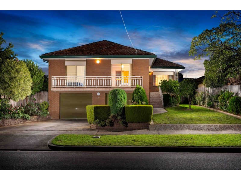 18 Luton Way, Bundoora VIC 3083