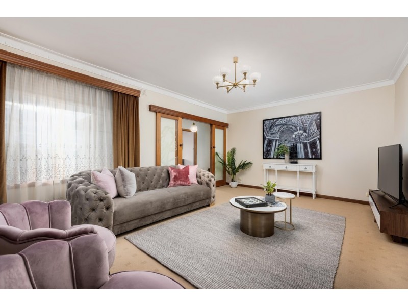 18 Luton Way, Bundoora VIC 3083