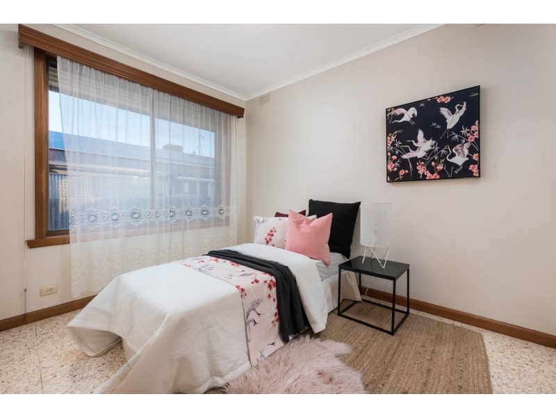 18 Luton Way, Bundoora VIC 3083