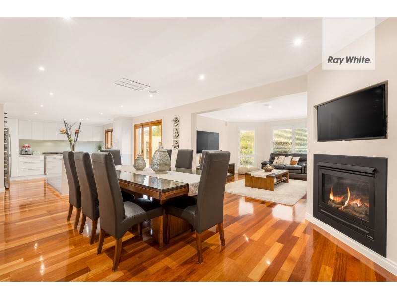 2 Amethyst Walk, Bundoora VIC 3083