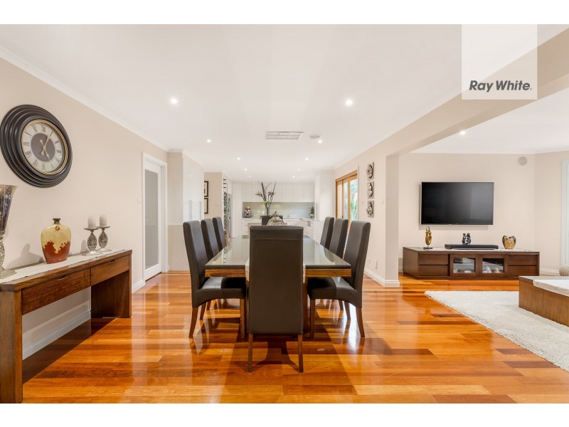 2 Amethyst Walk, Bundoora VIC 3083