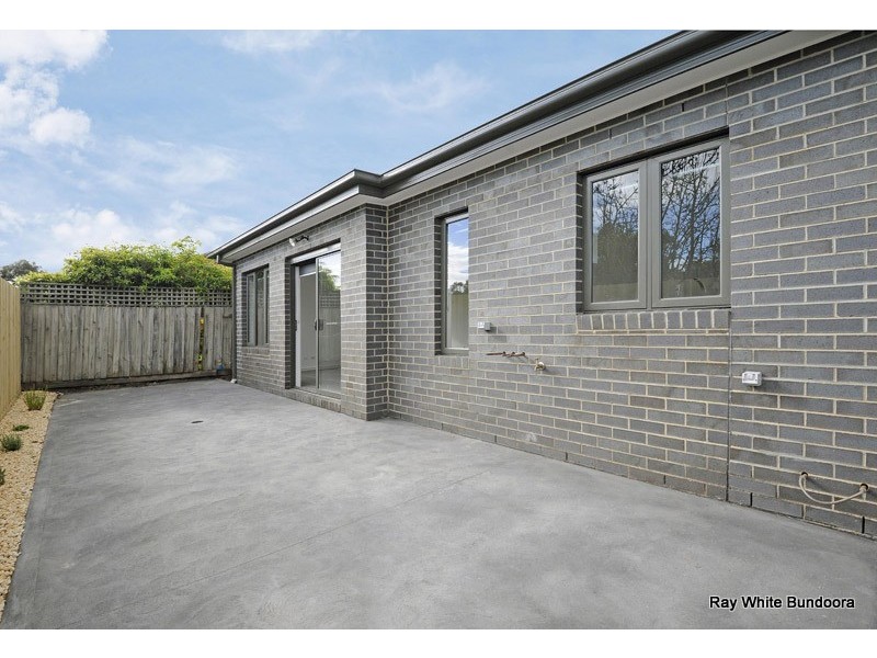 3/32 Cash Street, Kingsbury VIC 3083