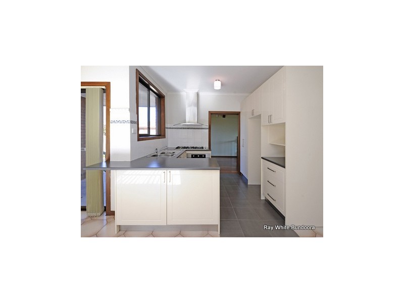 129 Roycroft Avenue, Mill Park VIC 3082