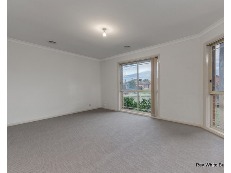 1/28 Cash Street, Kingsbury VIC 3083