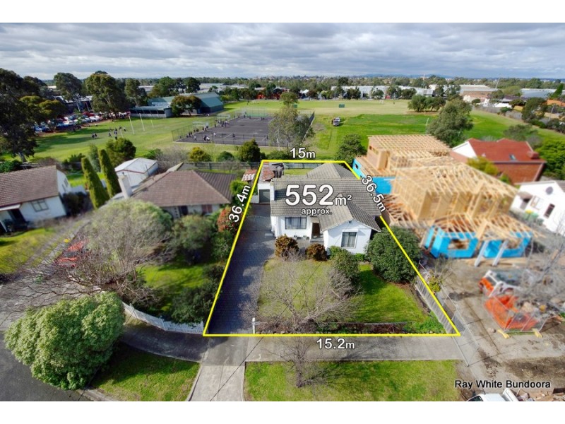 12 Walsh Avenue, Thornbury VIC 3071