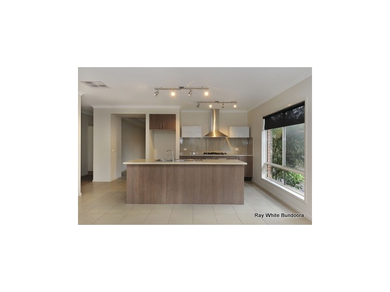 99 Vincent Drive, South Morang VIC 3752