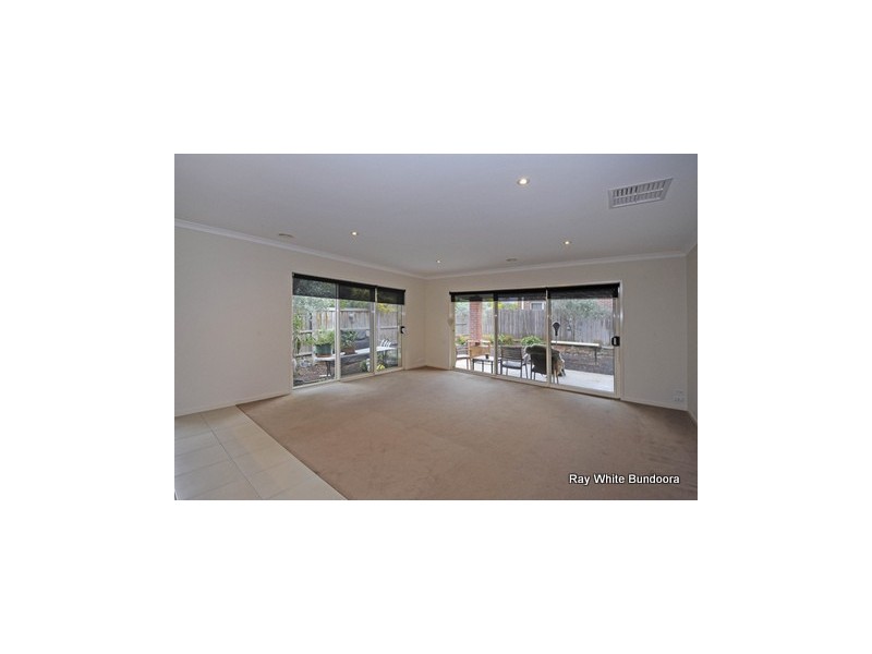 99 Vincent Drive, South Morang VIC 3752
