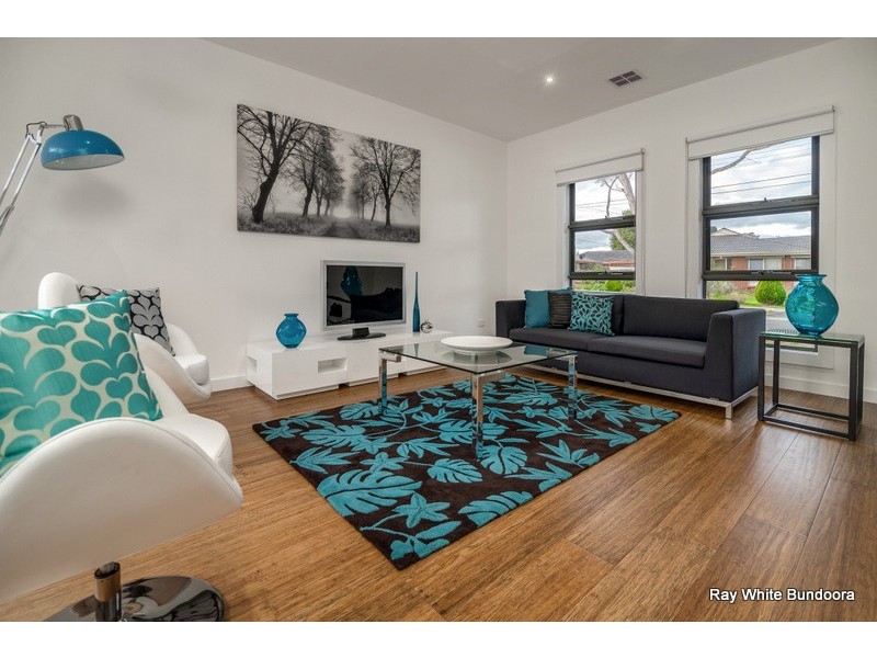 6 Moore Court, Bundoora VIC 3083