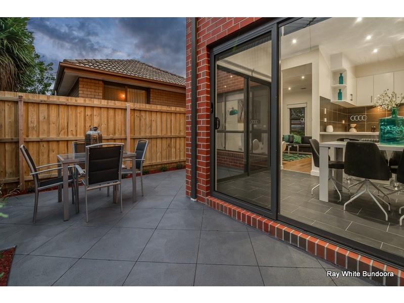 6 Moore Court, Bundoora VIC 3083