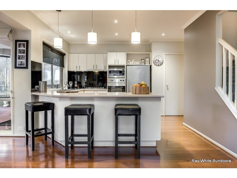 66 Wagstaff Drive, Mill Park VIC 3082