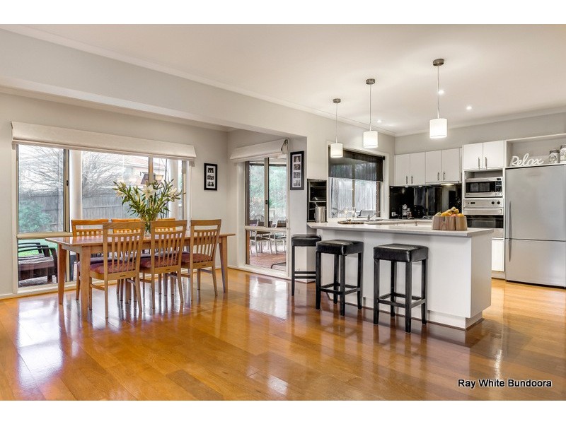 66 Wagstaff Drive, Mill Park VIC 3082