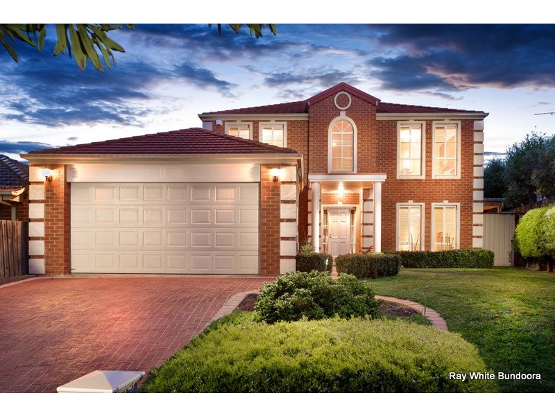 66 Wagstaff Drive, Mill Park VIC 3082