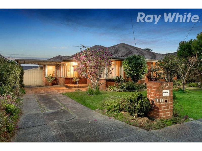 19 Patricia Avenue, Bundoora VIC 3083