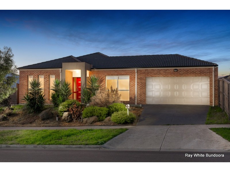 30 Dargo Crescent, Doreen VIC 3754