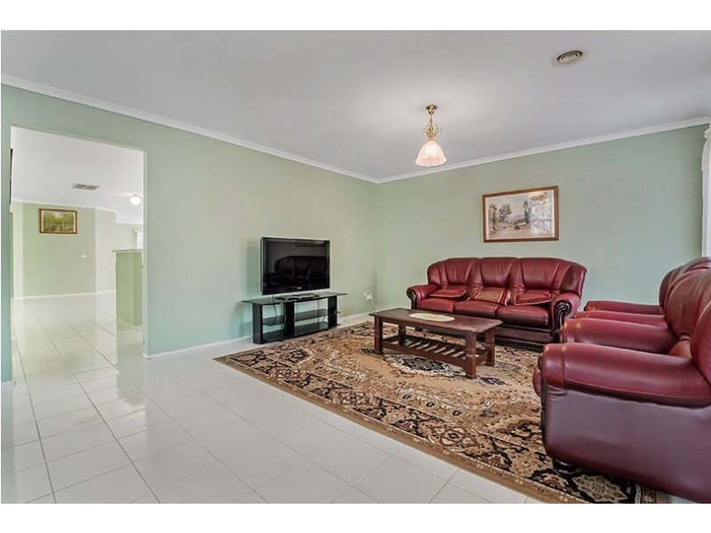 21 Grange Boulevard, Bundoora VIC 3083