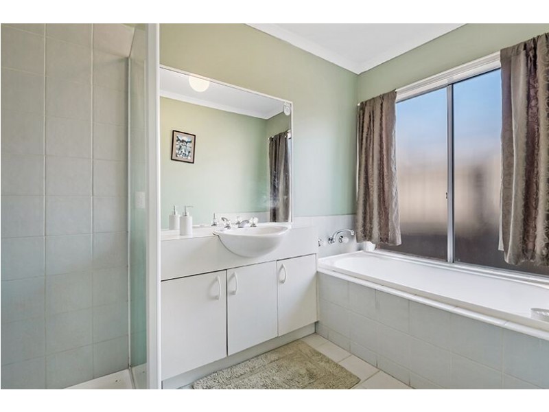 21 Grange Boulevard, Bundoora VIC 3083