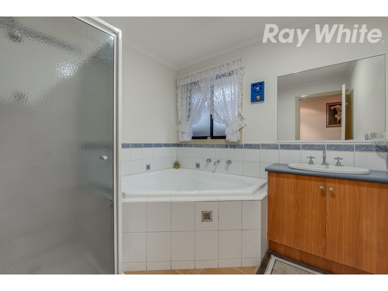 11 Star Grove, Bundoora VIC 3083
